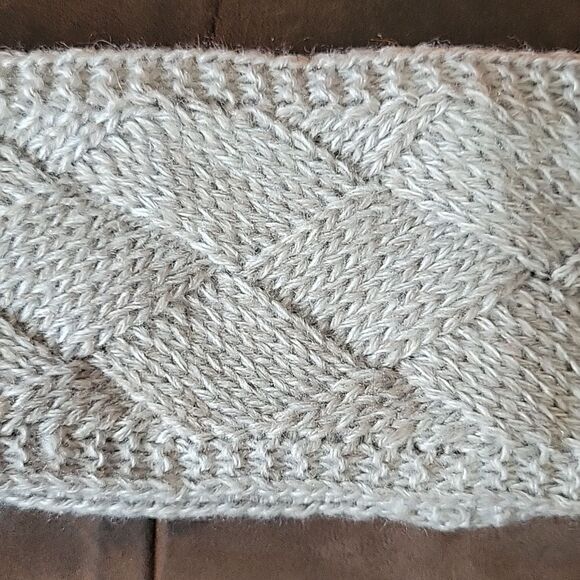 NWT Knit head band ear warmer with velour lining - Picture 2 of 4